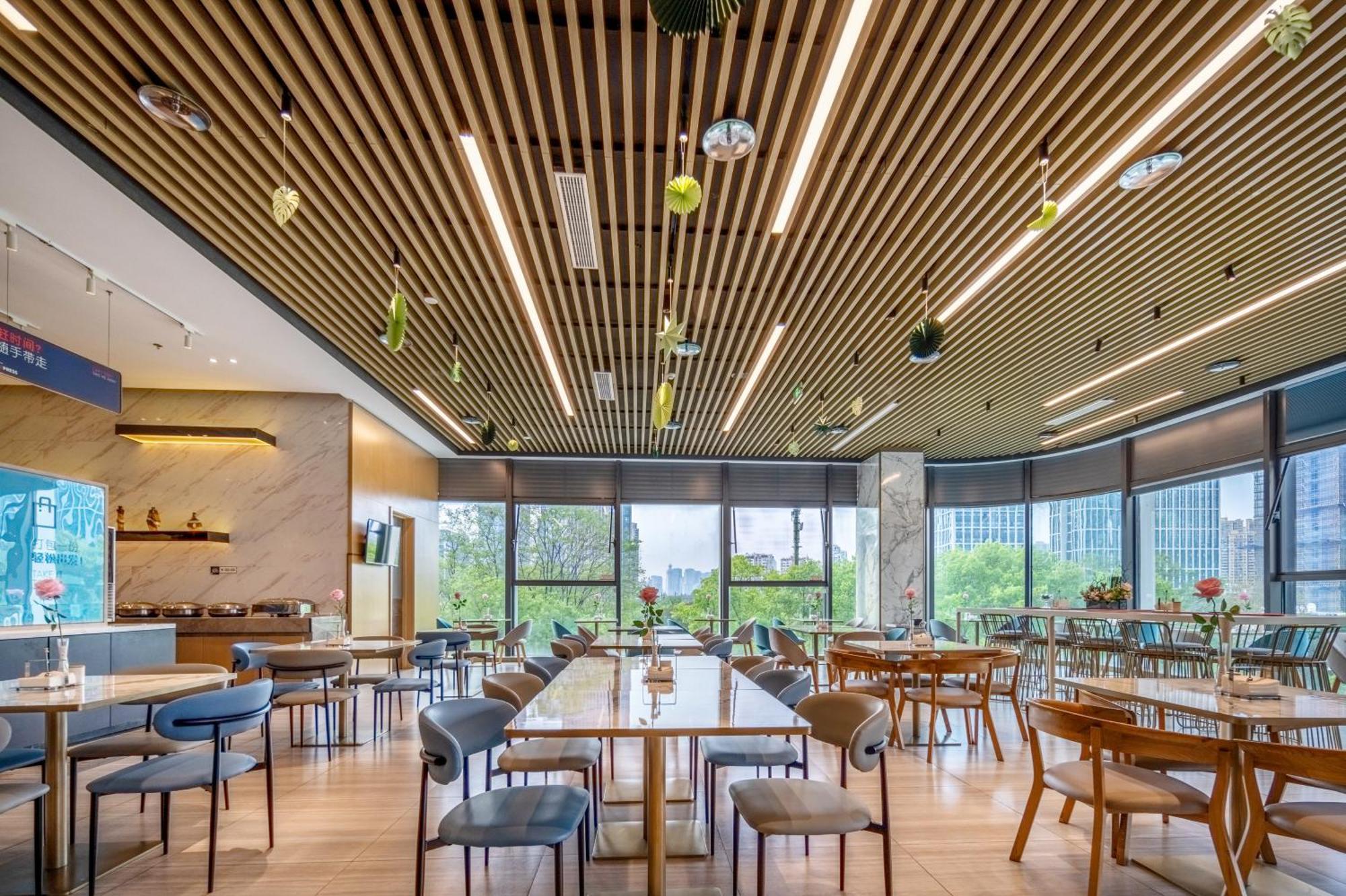 Holiday Inn Express Hangzhou Binjiang Aoti By Ihg Екстериор снимка